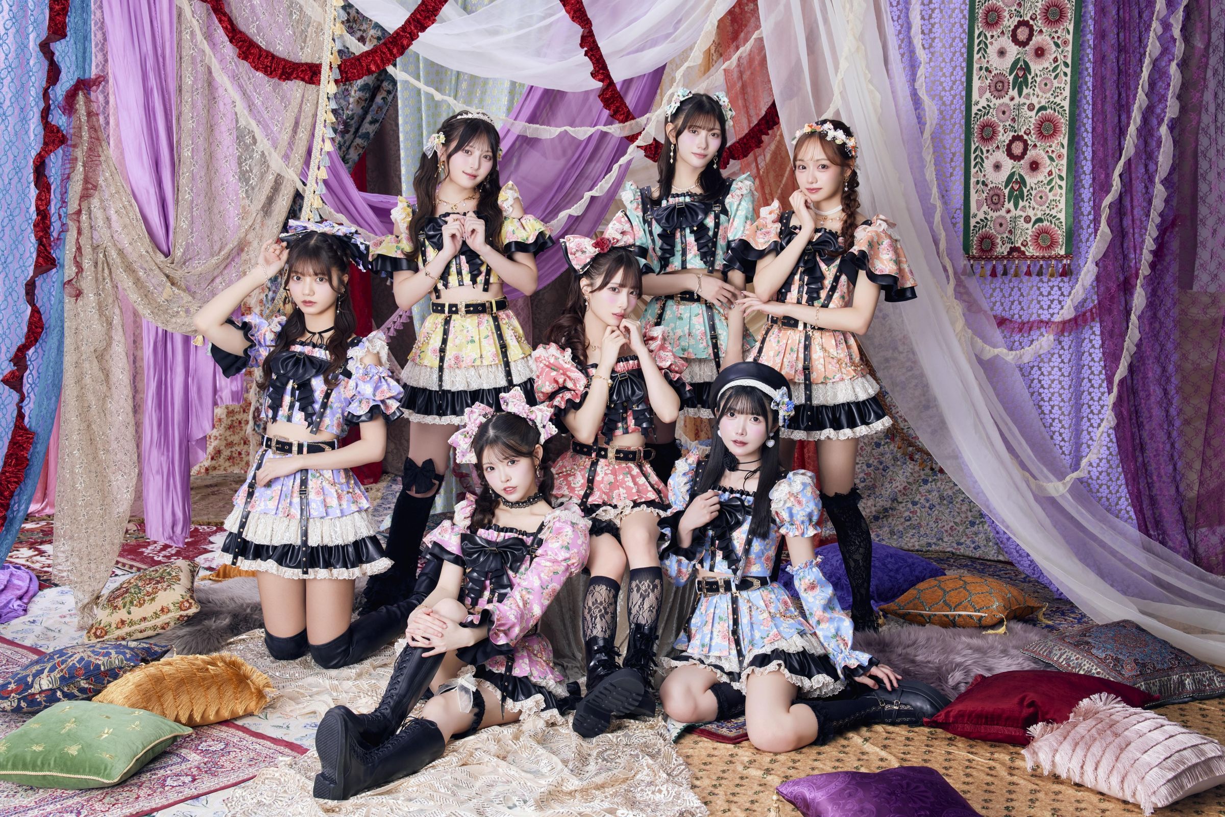 fav me OFFICIAL FANCLUB