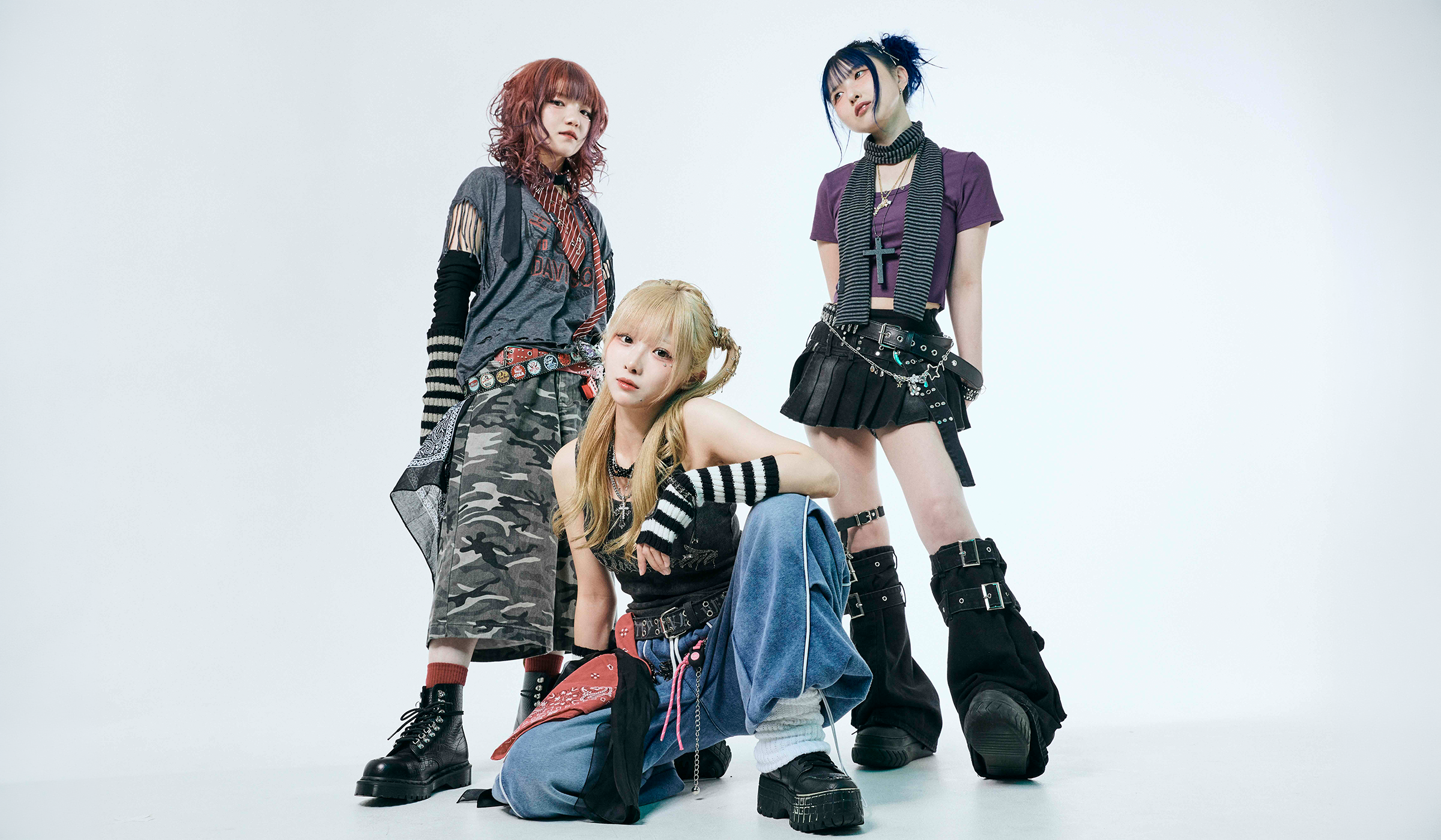 オフィシャルファンクラブ『TRiBE』