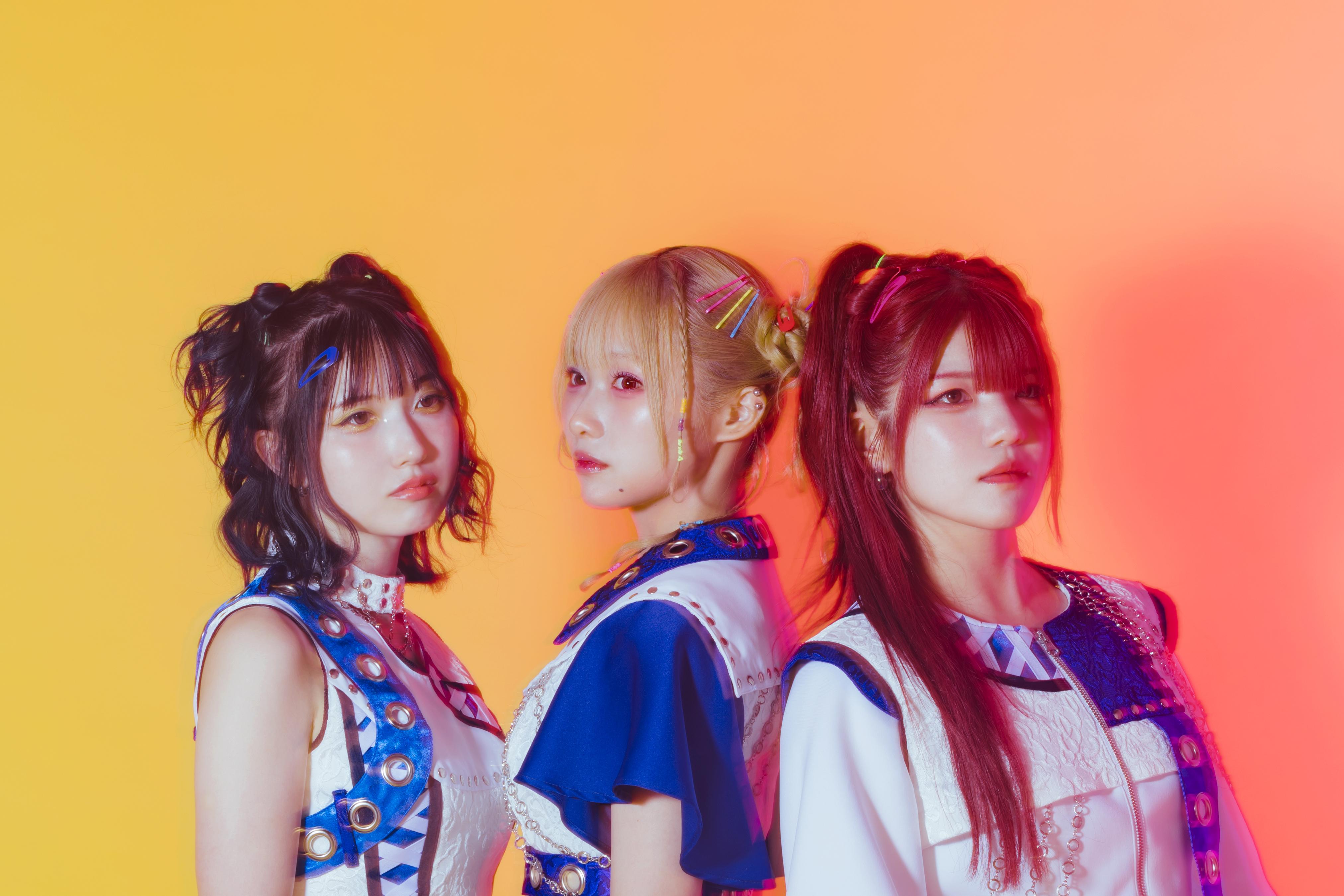 オフィシャルファンクラブ『TRiBE』